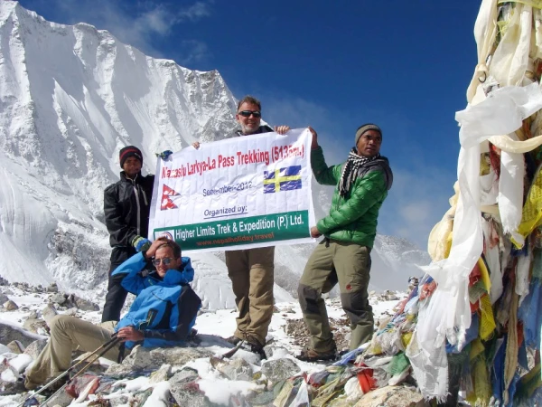Larkya La Pass Trekking Manaslu