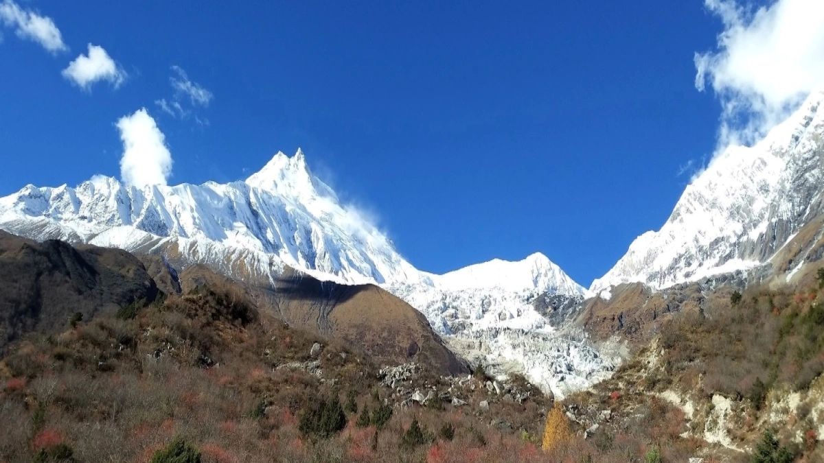 manaslu-view-samagoun-to-samdo
